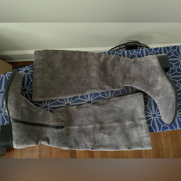 Born Grey Suede over the knee (OTK) Boot, size 9.5 - Picture 5 of 13